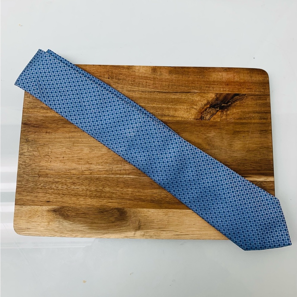 Boss Hugo Boss Blue Patterned 100% Silk Tie